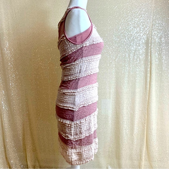 Monoreno Sleeveless Crochet/Lace Bodycon Pink/Blush Dress with Adjustable Slip - Picture 2 of 8